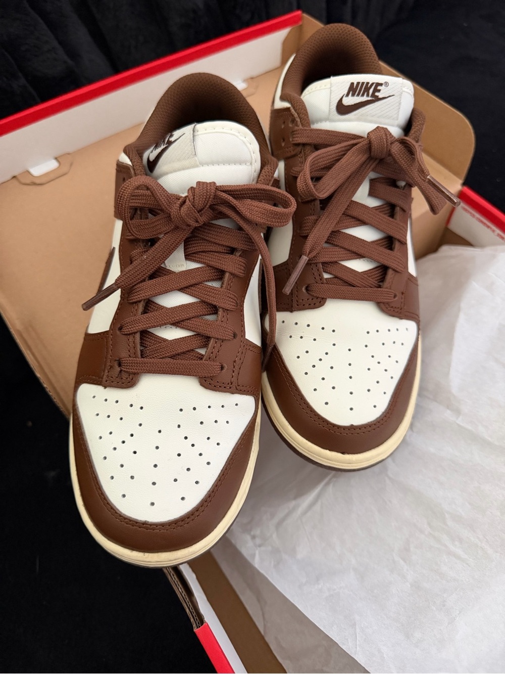 Nike Men’s Brown & Cream Low-Top Sneakers - Retro Style